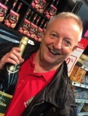 English men looking for love