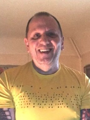 English men looking for love