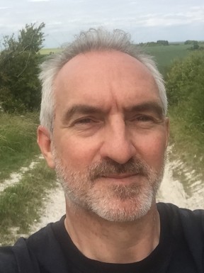 English men looking for love